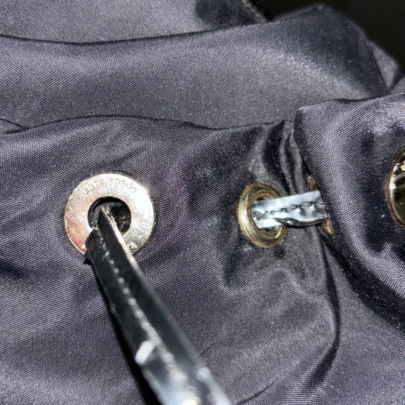 EUC Kate Spade Nylon traveling bag! Two drawstring pockets outside! - Picture 7 of 12